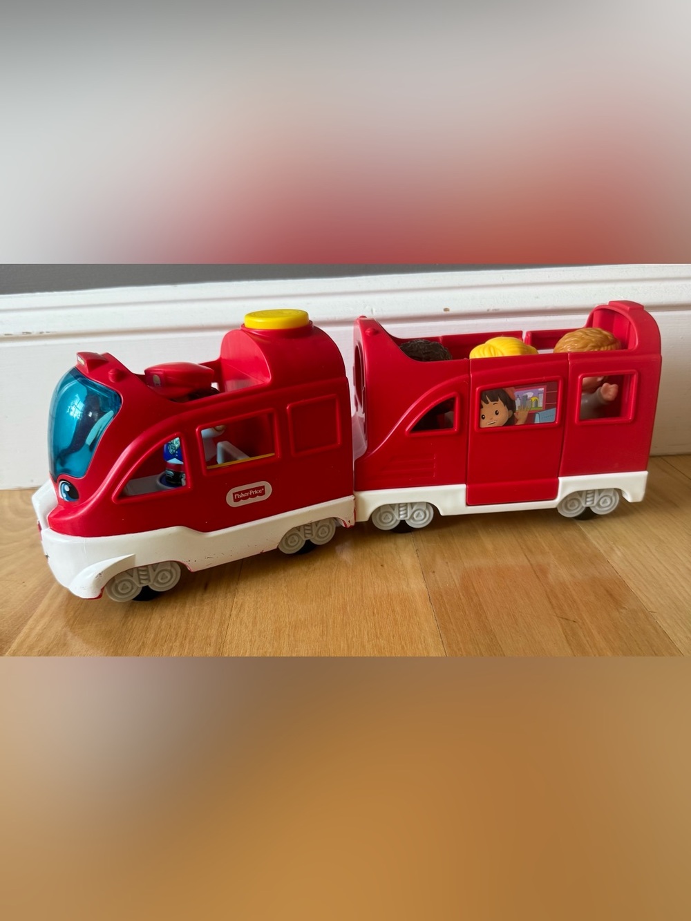 Fisher-Price Little People Friendly Passengers Train w/ 4 Figures